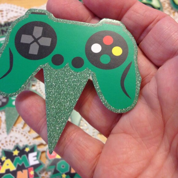 Party Supplies, cupcake toppers for gaming party theme - Picture 7 of 9